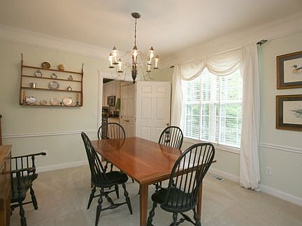 4th image of 7204 Marylebury Sq
