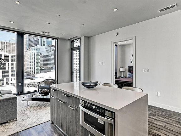 5th image of 1211 Caroline St Unit 1006