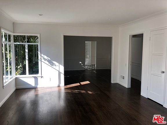 3rd image of 1201 Beverly Green Dr #1