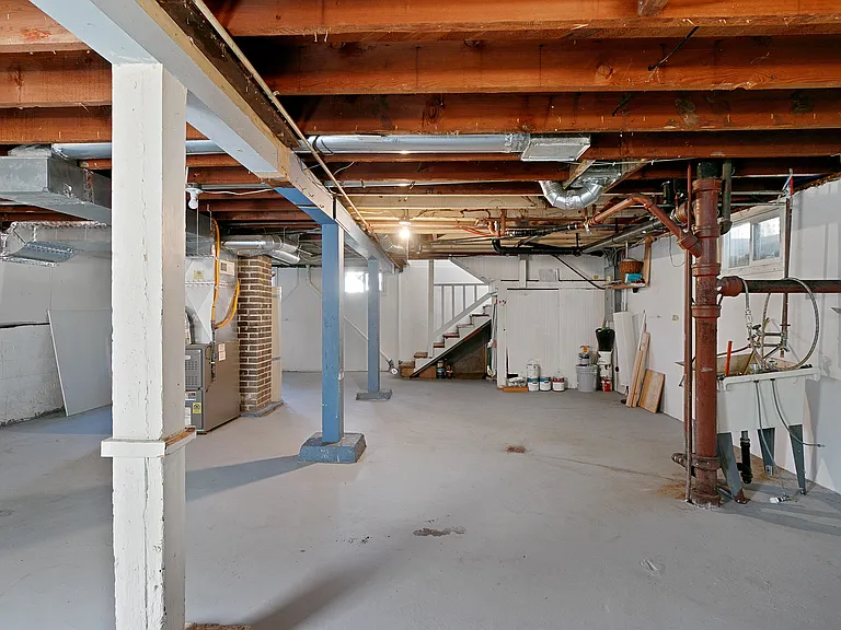4706 SE 28th Ave — Photo 29