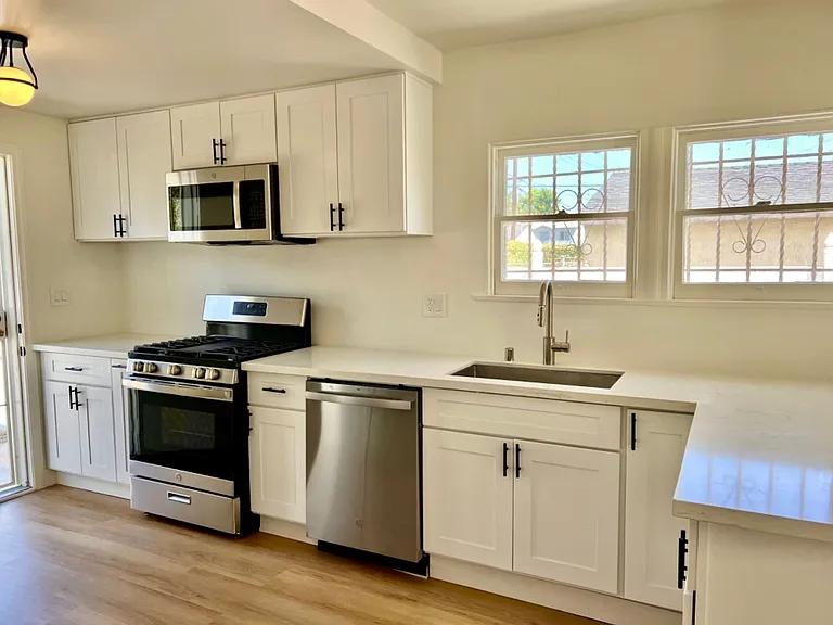3007 Dalton Ave. — Photo 4
