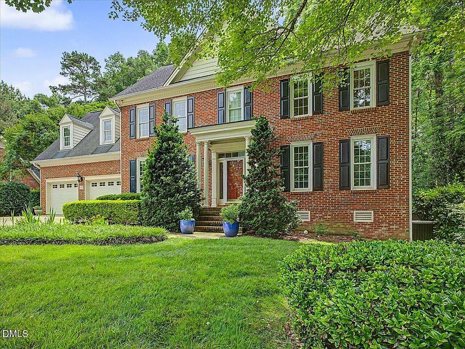 1st image of 102 E Jules Verne Way