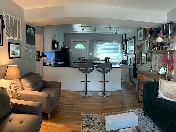 2nd image of 650 N 300 W APT 149