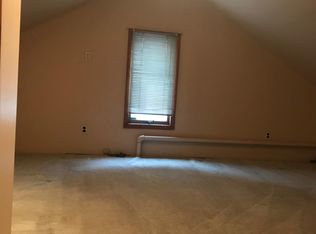 88-11 Union Tpke, Flushing, NY 11385