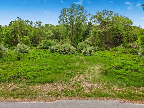 3rd image of 103 Mack Hill Road