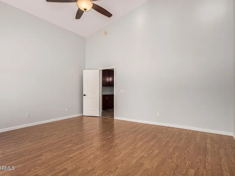 1625 E Montoya Ln — Photo 18