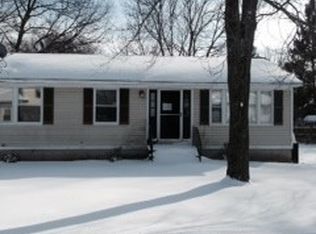 6 Merrimack St, Hudson, NH 03051