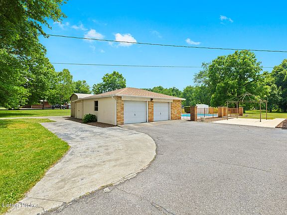 5th image of 1414 W Hebron Ln
