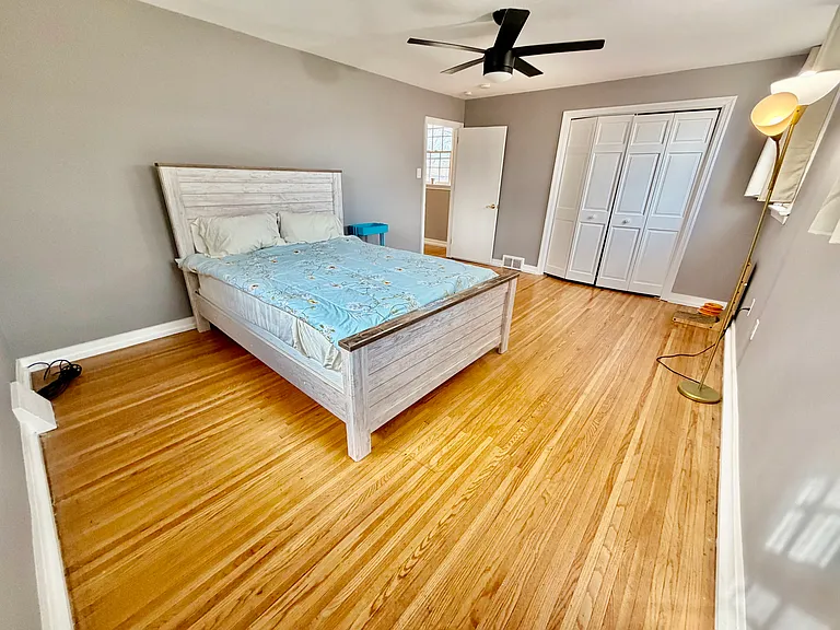 901 Cooke Ln — Photo 13