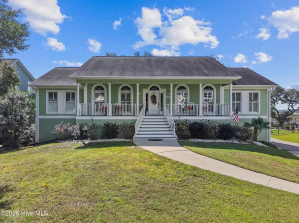 516 Twisted Oak Lane, Sunset Beach, NC 28468
