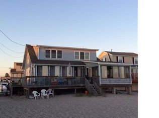 149 W Beach Dr, Stratford, CT 06615
