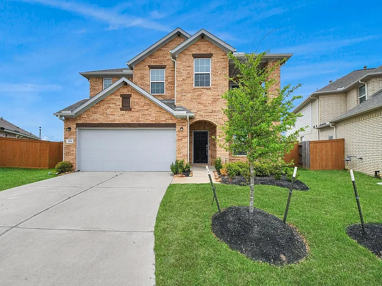 208 Salange Ln — Photo 8