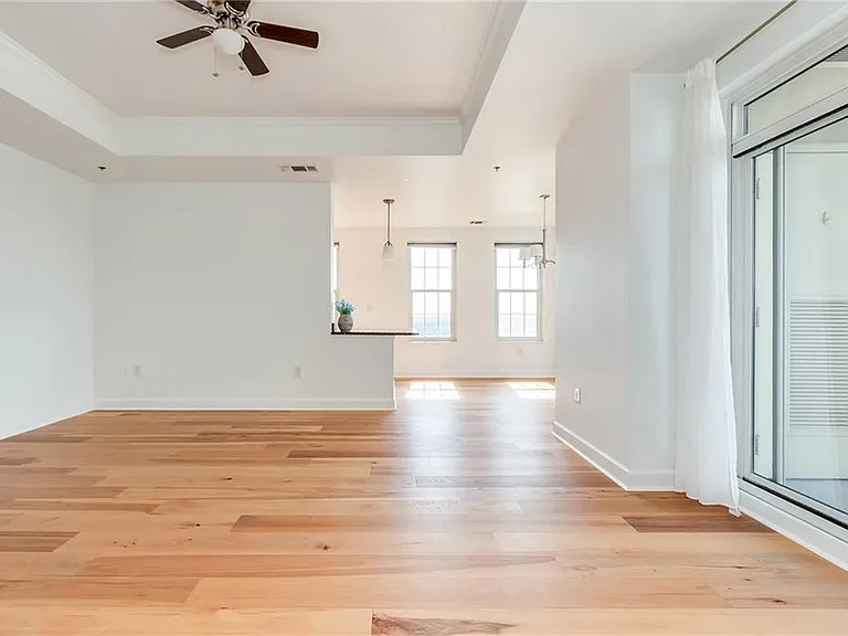 325 E Paces Ferry Rd NE #1905 — Photo 7
