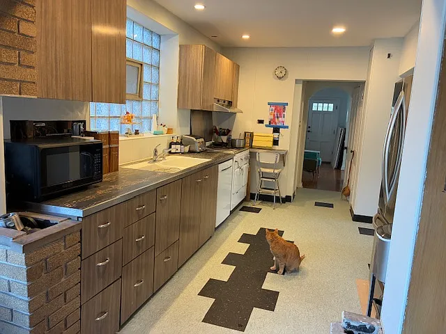 2337 Ridgeland Ave #1 — Photo 5