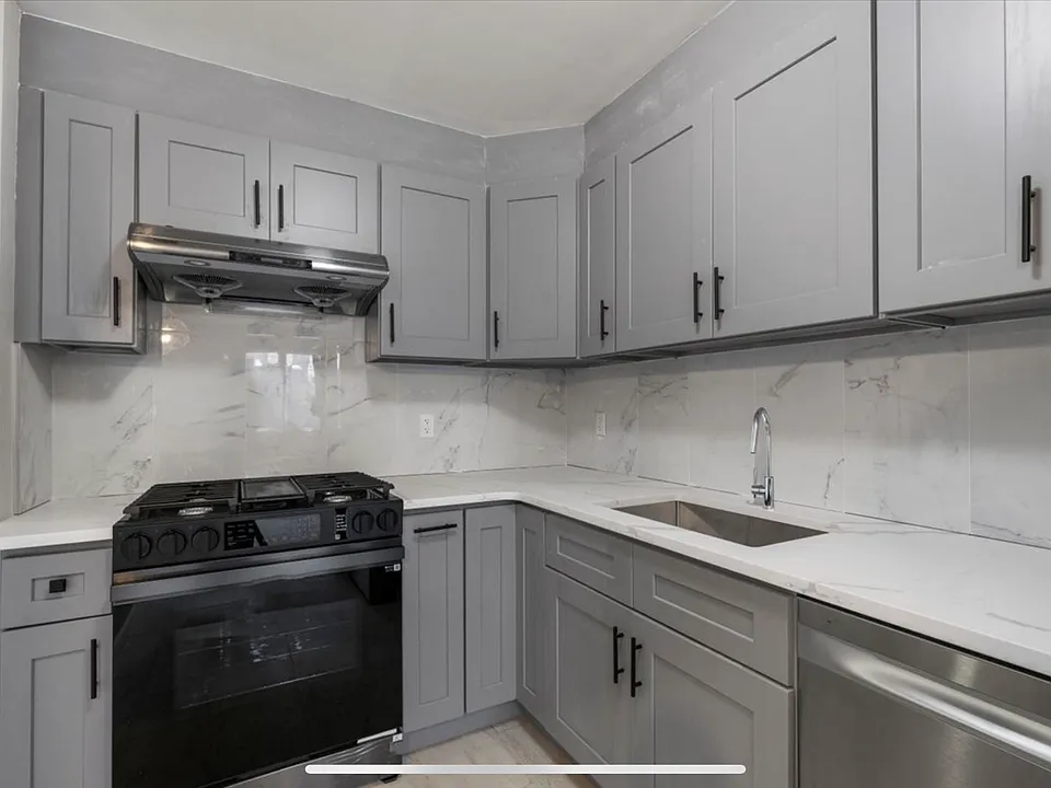 104 Maple Ave #2