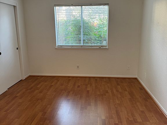 4th image of 9159 Newhall Dr APT 86