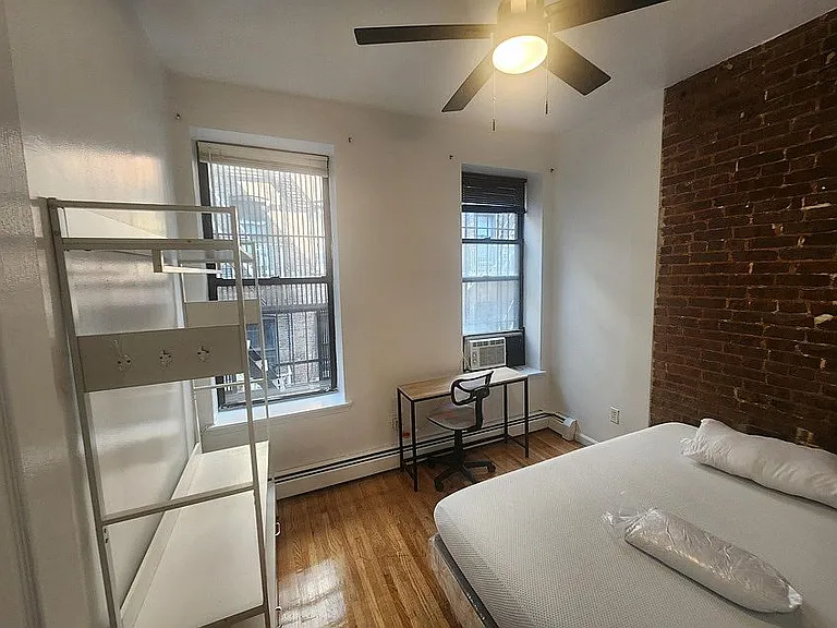 157 W 106th St #2C — Photo 3