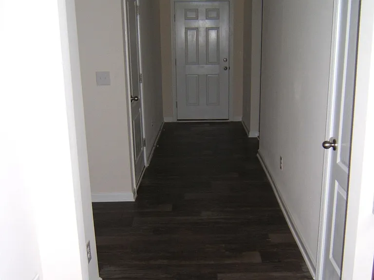 240 Blue Creek Way — Photo 19
