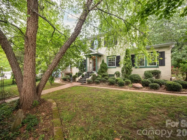 303 Country Club Rd, Asheville, NC 28804