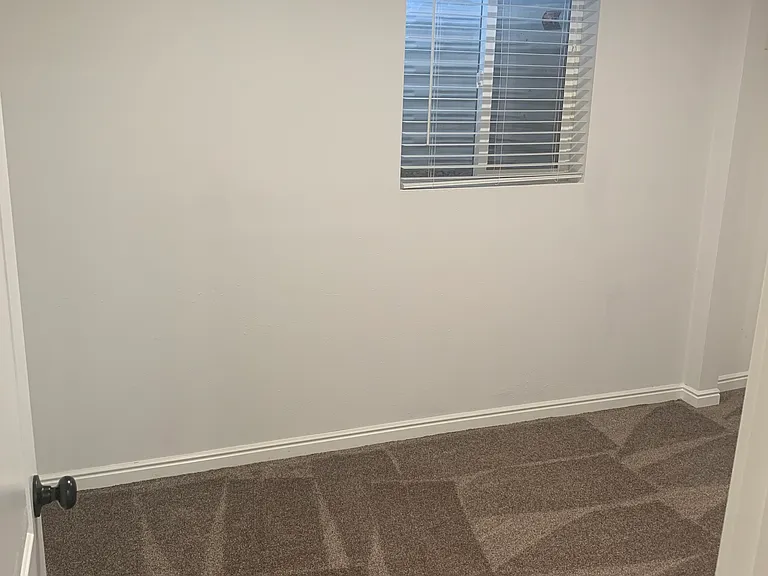 9902 S Sego Lily Dr E — Photo 11