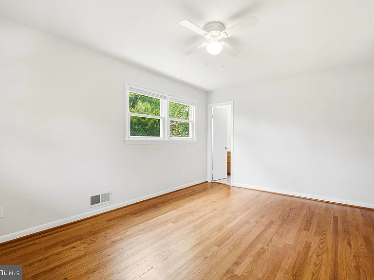 11840 Enid Dr — Photo 12