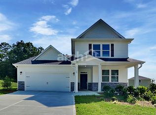 35 Pecan Dr, Dallas, GA 30132