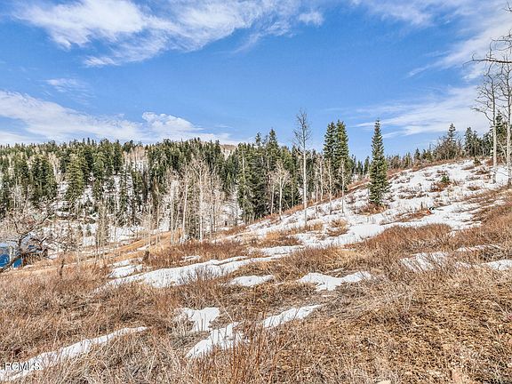 3rd image of 1365 Navajo Rd