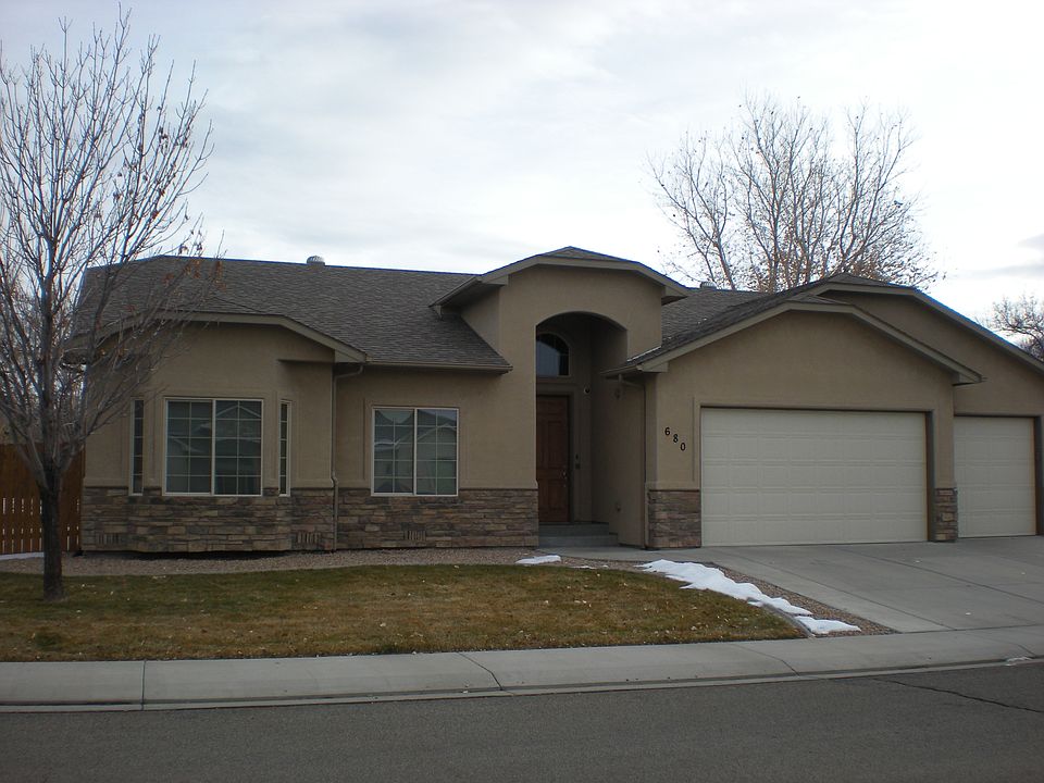 Front View of Home