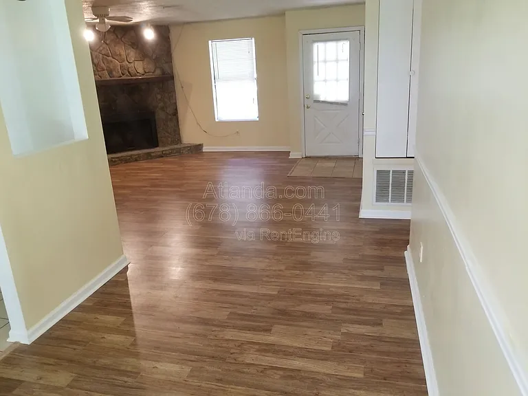 905 Hemingway Rd — Photo 7