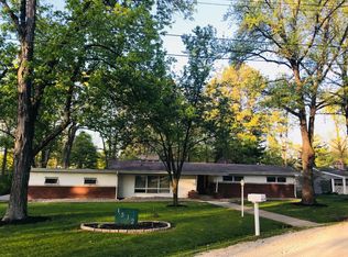 1512 Hickory Hill Dr, Effingham, IL
