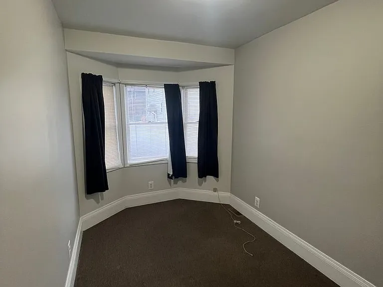 2729 Dewey Ave — Photo 19