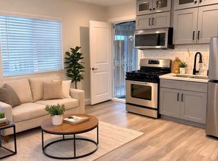 1900 Iris Way, Escondido, CA 92027