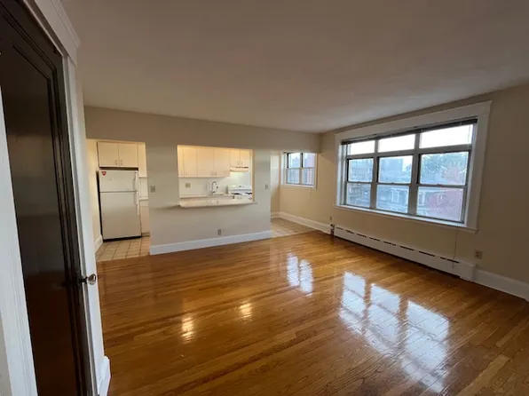 (undisclosed Address), Somerville, MA 02145