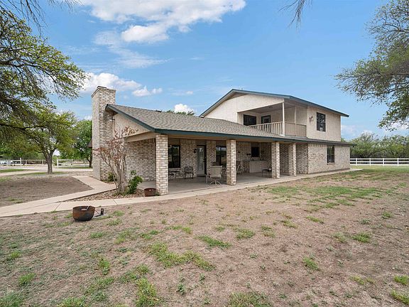 2nd image of 25 Sage Hill Dr