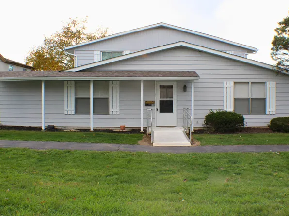 2472 Nassau Dr, Columbus, OH 43232