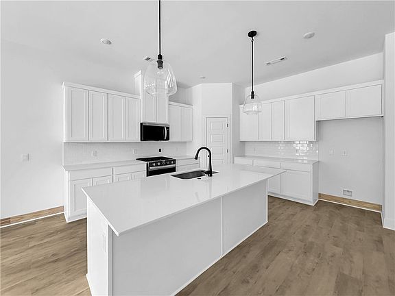 7th image of this home