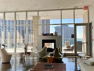 Rented by R New York