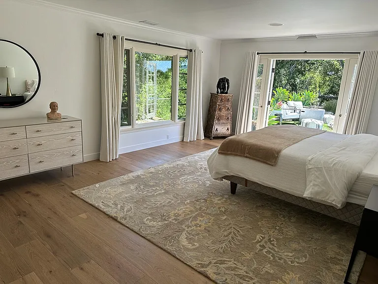 696 Ladera Ln — Photo 8