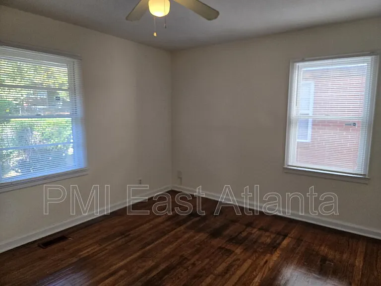 2332 Carey Dr SE — Photo 3