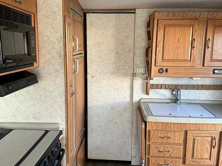 2704 S Avenue B #12 — Photo 2