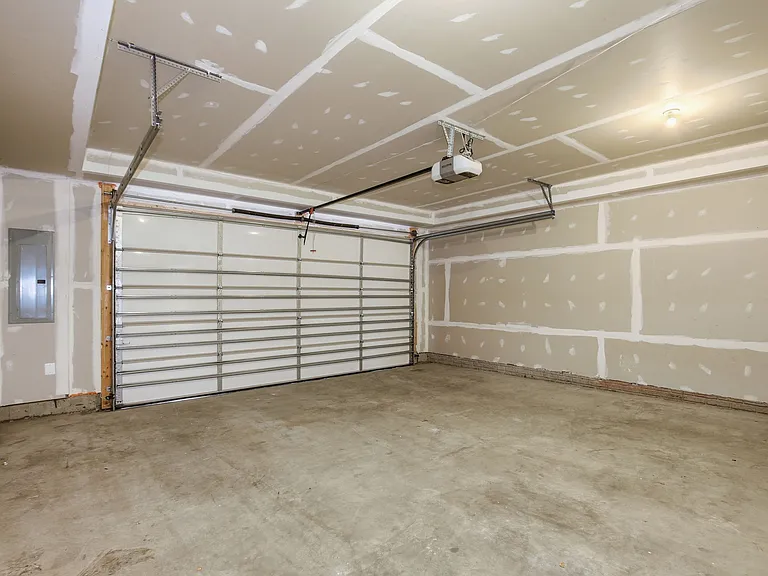 22527 Foundation Dr — Photo 41