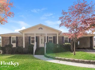 213 Ridgecrest Dr, Kannapolis, NC 28081