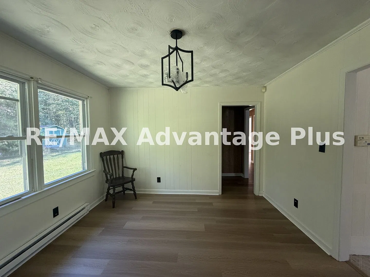 Charming 3-bedroom, 1.5-bath home in Buckingham — Photo 4
