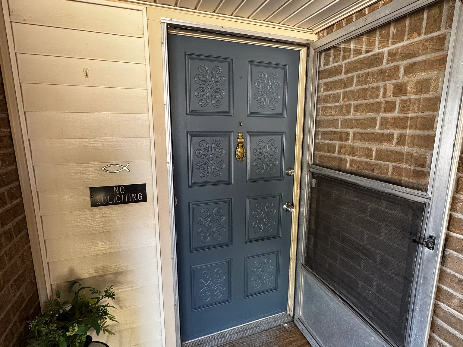 4 bed, 1456 sqft, $2,195 — Photo 3