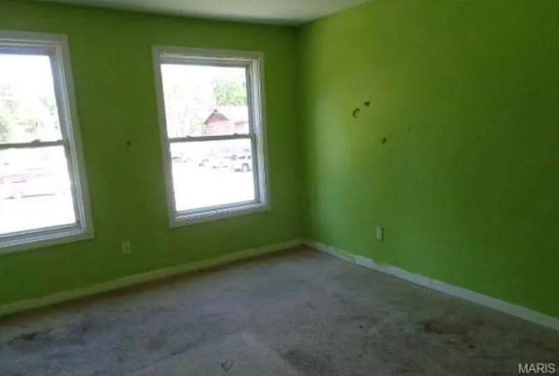 Thumbnail 12