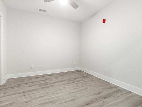 5th image of 350 W Main Ave #101
