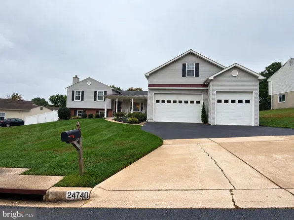 24740 Cutsail Dr, Damascus, MD 20872