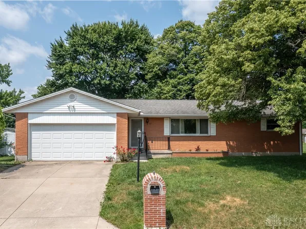 200 Sharon Dr, Piqua, OH 45356