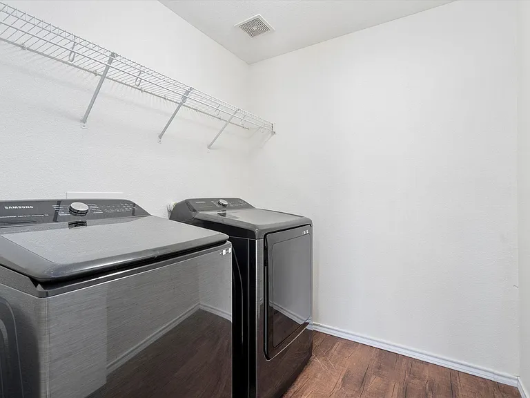 3516 Sand Dunes Ave — Photo 29