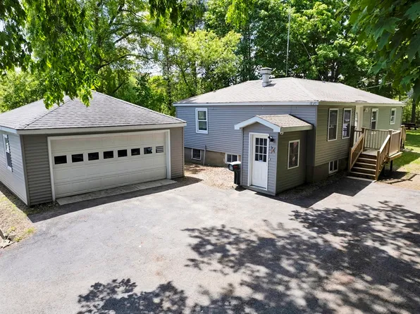370-B Greenwood St, Millbury, MA 01527